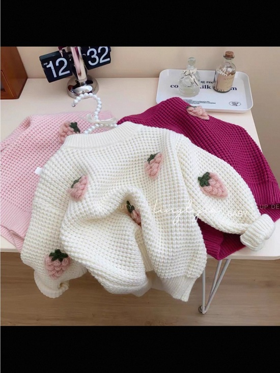 Other - NEW Classic Crochet Strawberry Appliqué Knit Sweater - White size 5-6 years old